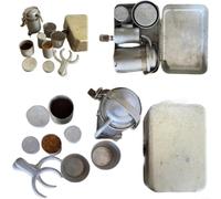 BlesConi Kit da caffè da campeggio tutto in uno, stile vintage, per caffè espresso e versatore con barattoli di conservazione, custodia in metallo portatile per uso esterno