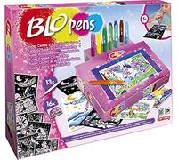 Blopens Lansay Super Centro di attività Fatate - Laboratorio di Disegno e Colorazione per Bambini dai 5 Anni - 13 Pennarelli da Soffiare con Leggio, 16 Stencil e 16 Fogli