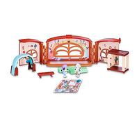 Bluey - School Playset, Collegio Serie di Cartoni Animati Bambini, 2 Figure Chloe, playset trasformabile 9 Pezzi Accessori e Pagatine Decorative, 3 anni, Famosa (BLY40010)
