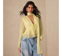 Blusa corta in chiffon giallo chiaro lucido con scollo a V profondo, vita annodata, maniche a sbuffo e volant, top estivo trasparente a maniche lunghe, outfit estetico "Spicy Girl Pure Desire" per il 