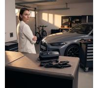 BMW Caricabatterie originale intelligente OEM BMW/Mini da 8,0 A, accessorio originale progettato per la manutenzione e la ricarica delle batterie dei veicoli.
