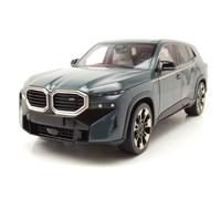 BMW XM 2023 Verde Metallizzato Modellino 1:18 Minichamps