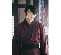 BOBSLA Poster Lee Joon Gi Attore Star Poster Ritratto Immagini Poster E Stampe Arte Parete Tela Pittura Decorazioni Per La Casa 50X70Cm Senza Cornice