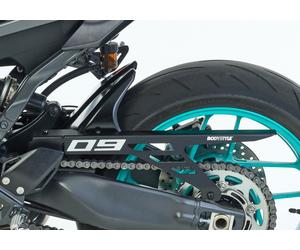 BODYSTYLE hugger posteriore con paracatena in alluminio in plastica ABS non verniciata