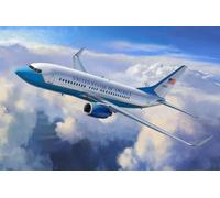 Boeing 737-700 Civil Airliner 1:144 Plastic Model Kit 7027 ZVEZDA