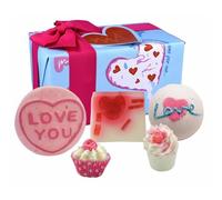 Bomb Cosmetics Love You To Pizza - Set regalo da 5 pezzi con oli essenziali, con bombe da bagno, sapone e crema da bagno