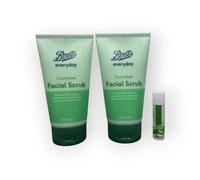 Boots - Scrub viso al cetriolo arricchito con vitamine, confezione da 2 pezzi, con balsamo per le labbra all'aloe vera