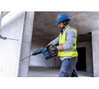 Bosch GBH 18V-36 C BITURBO Professional 2x ProCORE 5,5Ah Batteria + GAL1880 + GCY 42 ella valigetta