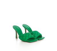 BOTTEGA VENETA 1200 $ Mules imbottiti verde pappagallo - pelle trapuntata