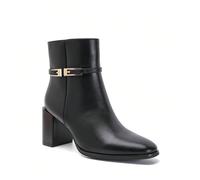 Bottines Élégantes à Fine Bride Métallique et Talon Épais - Le Chic Citadin Structural Détail Métallique Graphique: Sangle unico di habillée d'attaches dorées épurées qui Structure le coup de pied ave