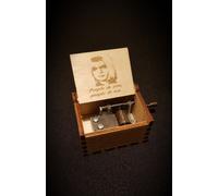 Box musicale in legno France Gall bambola di cera, suono - personalizzabile