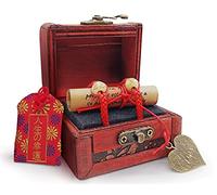 Bracciali della Leggenda del Filo Rosso del Destino con Forziere del Tesoro, Amuleto dell'Amore e Omamori. Regali originali per donna e uomo, anniversario coppia, regali di San Valentino, Legno
