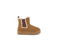 Braccialini Ariel Suede Lo stivaletto Chalet Life beige unisce comfort e stile in un design pensato per la stagione più fredda. La silhouette morbida e avvolgente è valorizzata da dettagli in