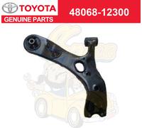BRACCIO COMANDO INFERIORE ANTERIORE DESTRO ORIGINALE TOYOTA PRIUS V HS250h tC...
