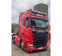 Bragan™ Black Low Bar Con 11 LED E 2 Down Lights Scania R&S 2017+