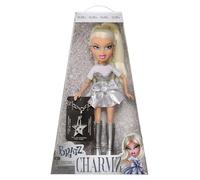 Bratz Charmz Cloe - Bambola fashion con braccialetto con charm collezionabile, include abbigliamento e accessori, fornita in una confezione da esposizione, da personalizzare e collezionare
