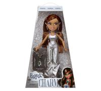 Bratz charmz yasmin - bambola fashion con braccialetto e charm collezionabile, include outfit e accessori, confezione da esposizione