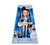 BRATZ Pop Starz Jade - Bambola fashion con charm da collezione, outfit e accessori musicali