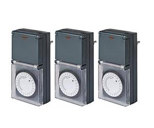 Brennenstuhl Timer MZ 44, Presa Meccanica Con Timer Giornaliero, Protezione IP44 e Da Contatto, Copertura Protettiva, Nero (3 Pezzi)