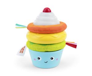 Bright Starts Treat Torre Impilabile con Massaggiagengive a Forma di Cupcake e D