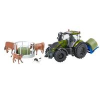 Britains 1:32 Cofanetto Trattore Valtra 43324 Verde Oliva con Accessori, Compatibile con Giocattoli in scala 1:32, per Collezionisti e Bambini a partire dai 3 anni.