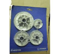 BRUCIATORI ARISTON 1 FORO KIT 4 PEZZI 1-GRANDE 2-MEDI 1-PICCOLO ORIGINALI