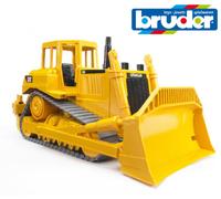 Bruder 02422 Bulldozer Caterpillar Giallo Tracked 1:16 con Aratro