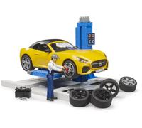 Autoservice con Roadster e Meccanico