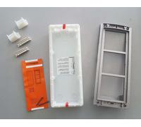 BTICINO 331130 KIT SCATOLA INCASSO CON TELAIO SUPPORTO TRE MODULI SFERA CLASSIC