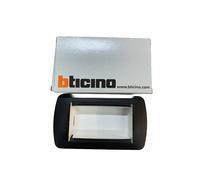 BTICINO L4804GFN - LIVING INT - PLACCA 4P GRAFITE NERO