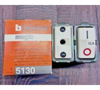 BTICINO PRESA SICURA MAGNETOTERMICO 2P+T 16A 5130 MAGIC