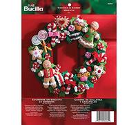 Bucilla Biscotti e Caramelle Corona Felt Applique Kit