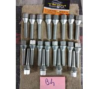Bullone Ruota Conico per Cerchi in Lega M12x1,25 L50 Chiave 17 Acciaio 10.9