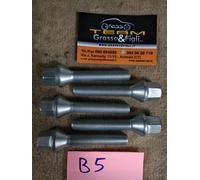 Bullone Ruota Conico per Cerchi in Lega M12x1,25 L60 Chiave 17 Acciaio 10.9