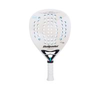 Bullpadel Potenza e controllo per i principianti del padelLa Bullpadel Neuron Cloud 25 è la racchetta da padel ideale per i principianti e i giocatori amatoriali che vogliono migliorare il loro gioco