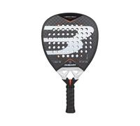 Bullpadel Scopri la nuova dimensione del gioco con Vertex 05 27 Vertex 05 27 di Bullpadel è la scelta ideale per chi cerca prestazioni eccezionali nella pratica del padel. Progettata per giocatori uni