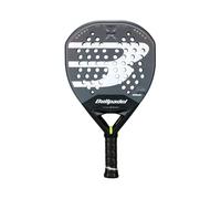 Bullpadel Scopri la Racchetta da Padel XPLO CMF 26 La racchetta da padel XPLO CMF 26 di Bullpadel è progettata per i giocatori avanzati che non scendono a compromessi tra potenza und controllo. Realiz