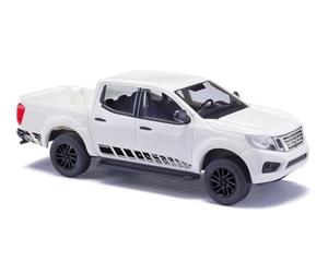 Busch - 1/87 Nissan NAVARA N-Guard Weiß 2015 (4/24) *