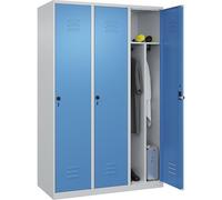 C+P | Armadietto sporco/pulito Classic PLUS | stretto | 3 scomparti | tramezza ridotta | grigio chiaro / blu chiaro | largh 1200 mm | con piedini a pavimento | serratura girevole | parete divisoria
