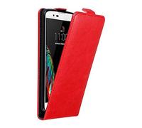 Cadorabo Custodia per LG K10 2016 in ROSSO MELA - Protezione in Stile Flip con Chiusura Magnetica - Case Cover Wallet Book Etui