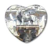 Calamita da frigorifero con scritta in lingua inglese "Verona", in vetro, a forma di cuore, souvenir decorativo