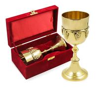 Calice da calice in ottone con intricati dettagli d'uva e scatola in velluto rosso, coppa per comunione color oro, per messa in chiesa, cerimonie religiose, eucaristia cristiana, sacri rituali