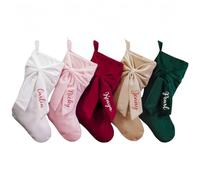 Calza Della Befana In Velluto Personalizzata Con Fiocco, Calza Della Befana Con Nome Ricamato Personalizzato, Decorazioni Natalizie per La Famiglia, Calza Della Befana per Le Tradizioni Familiari