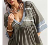 Camicetta in stile francese da donna taglie forti con scollo a V e inserti in pizzo 0XL,1XL,2XL,3XL,4XLPianteTessuto intrecciato