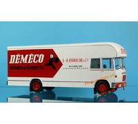 camion di cantiere edile BERLIET GBK 10 in contenitore per rifiuti in metallo