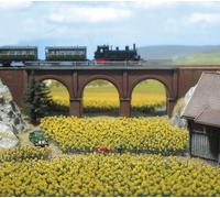 Campo Di Girasoli (96 Fiori) N Gauge Busch 8103