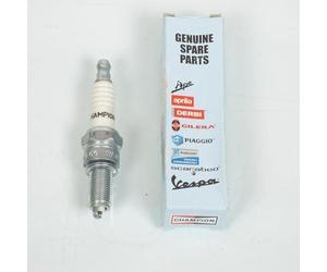CANDELA CAMPIONE RG6YC 438073 PER SCOOTER PIAGGIO 200 X8 2004-2007