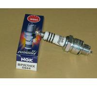 Candela NGK Iridium BPR7HIX per Buffalo / Fonte Argento Fox 25 Anno Fab.