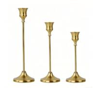 Candeliere Ensemble con struttura a più livelli per profondità e dimensione in centrotavola da tavolo o progetti di styling per mensole (3 pezzi)