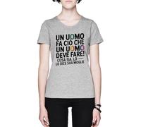 Capzy Un Uomo Fa ciò Che Un Uomo Deve Fare Grey Women's T-Shirt Tee